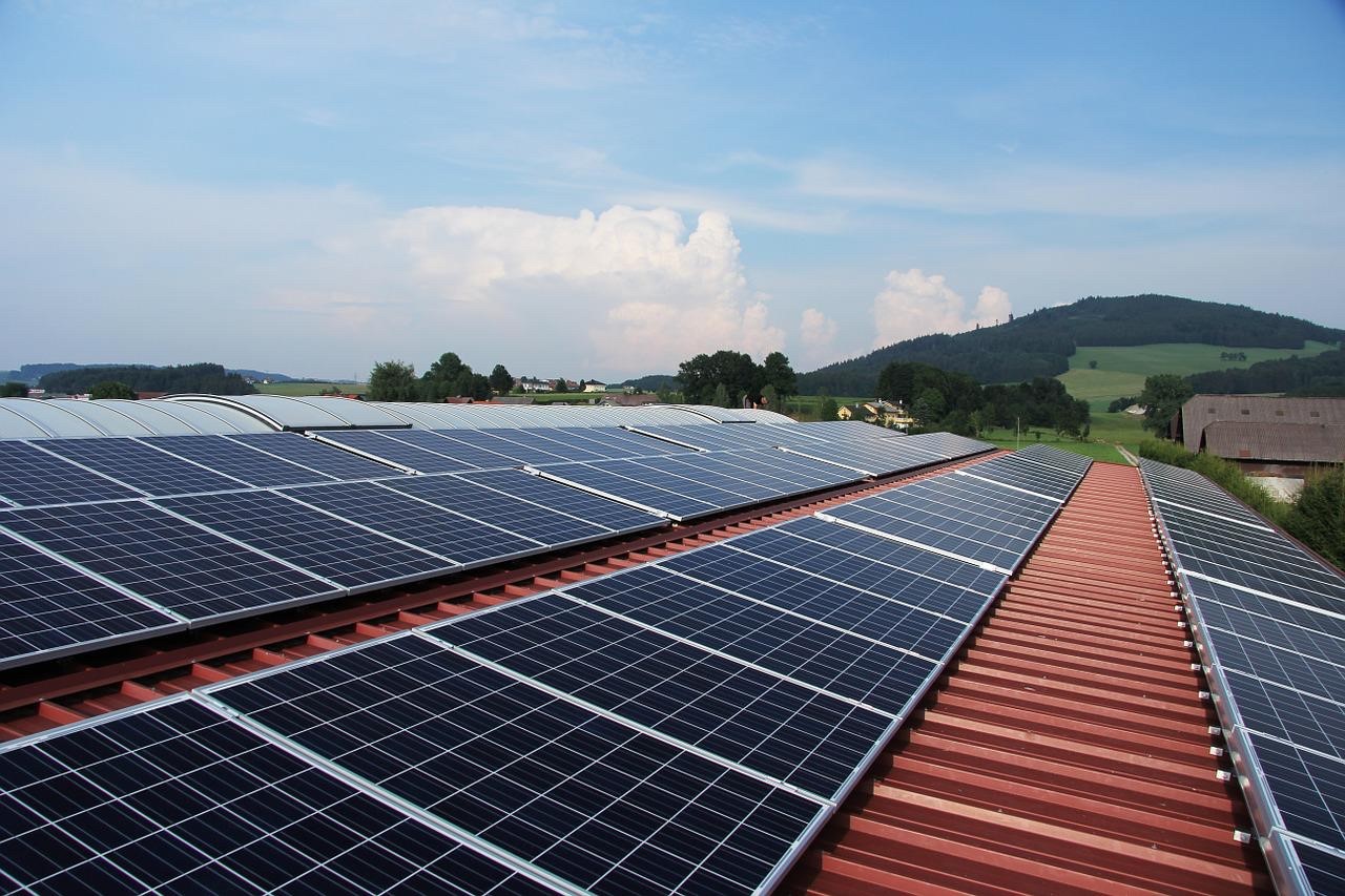 DEDUCCIÓN EN EL IRPF POR PLACAS SOLARES - VRP Electric